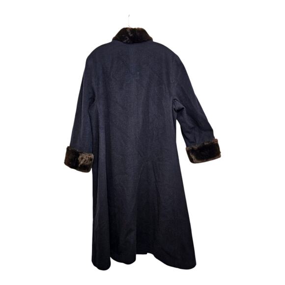 Larry Levine Designs Long Wool Blend Faux Fur Collared Hidden Button Coat Sz 12 - Picture 2 of 10